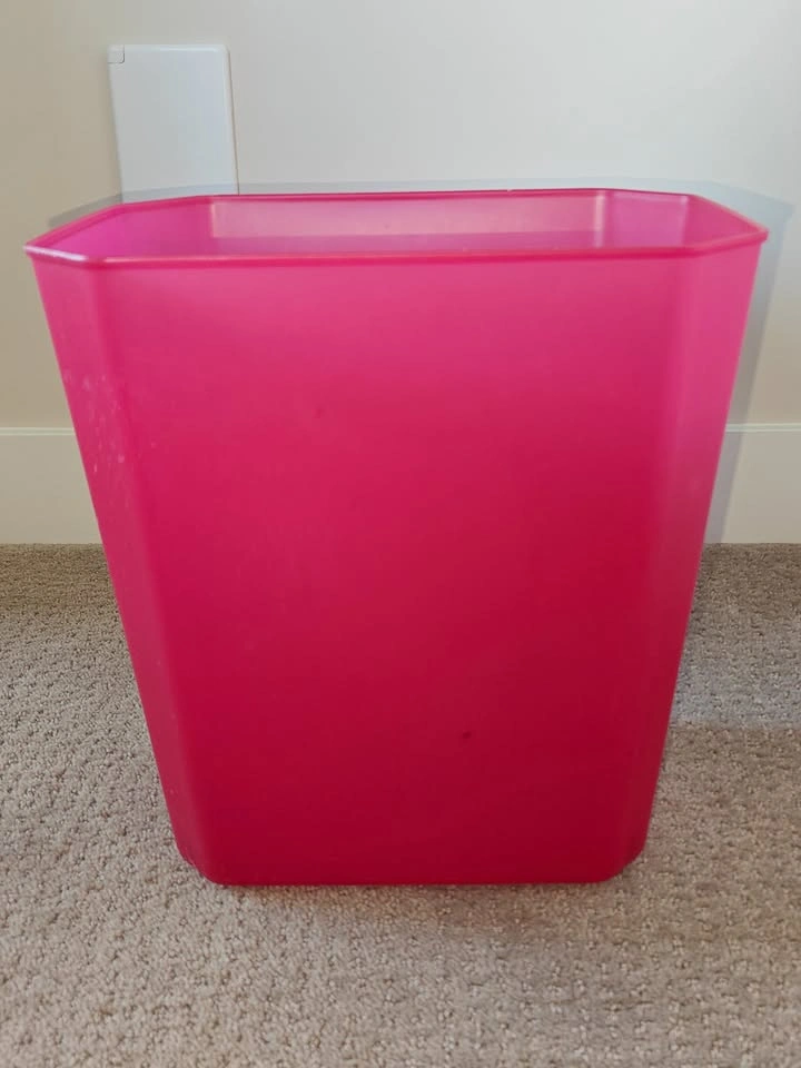 18L Red Plastic Wastebasket / Trash Bin / Garbage Can - photo 5