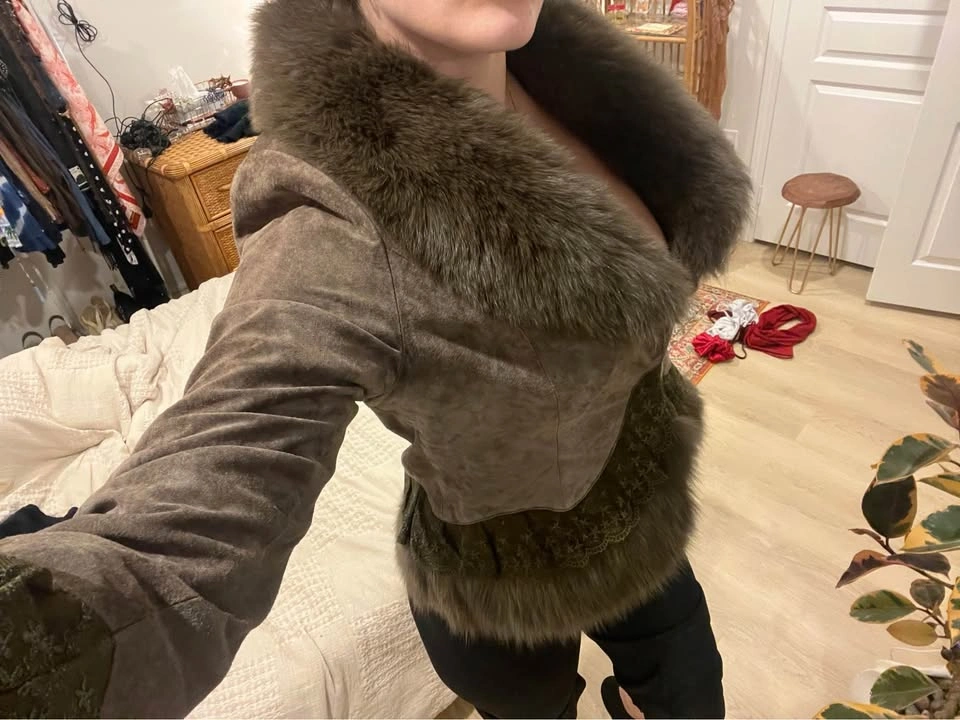 VINTAGE FUR COAT - photo 5