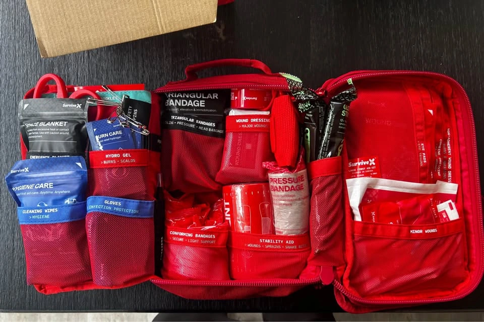 LARGE FIRST AID KIT - photo 4