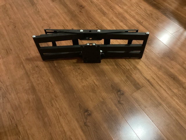 Heavy duty tv mount extendable