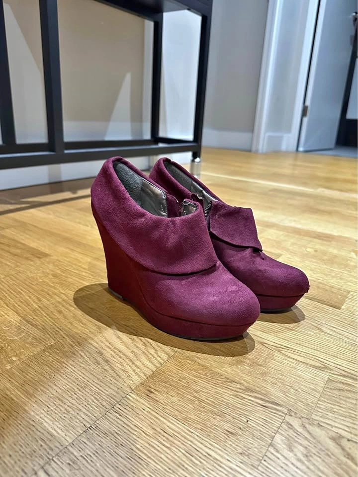 Burgundy Wedge Heel Booties - Size 6