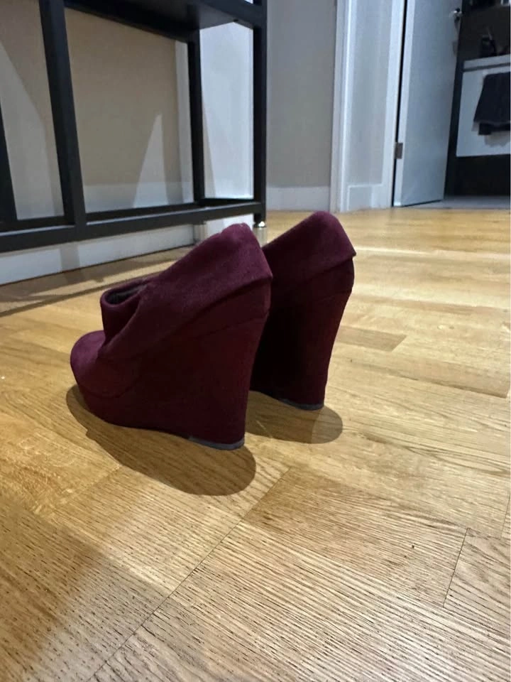 Burgundy Wedge Heel Booties - Size 6 - photo 3
