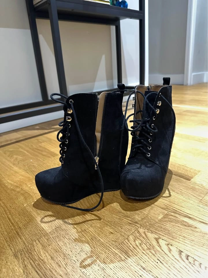 Super High Wedge Heel Boots - Size 6 - photo 2