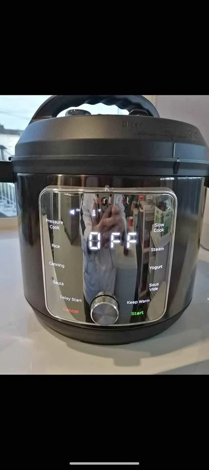 Instant Pot Cooker