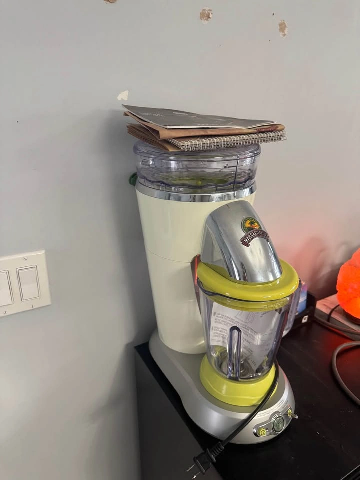 Margaritaville Frozen Concoction Maker - photo 2