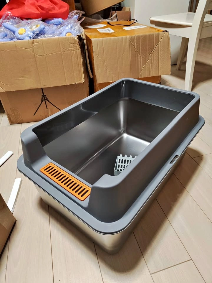 XL Tall Stainless Steel Cat Litter box (Brand New)