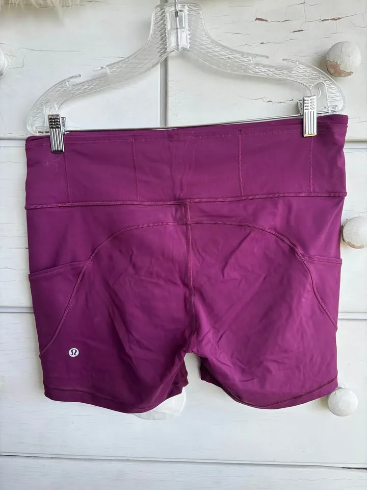 EUC Lululemon Fast & Free High-Rise Short, 6”, Size 12, Marvel image indicator(2)