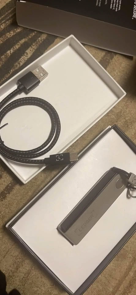 Ledger Nano X - photo 2