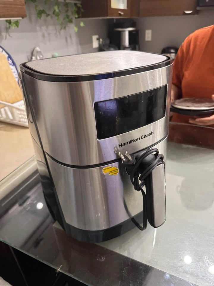 Hamilton Beach Digital Air Fryer – Stainless Steel, Works Great