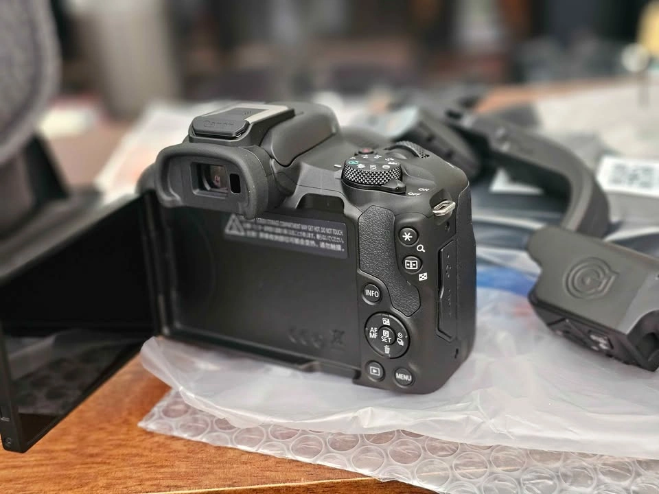 Canon EOS R50 Mirrorless Camera Body with 50mm and 18-45mm - photo 2