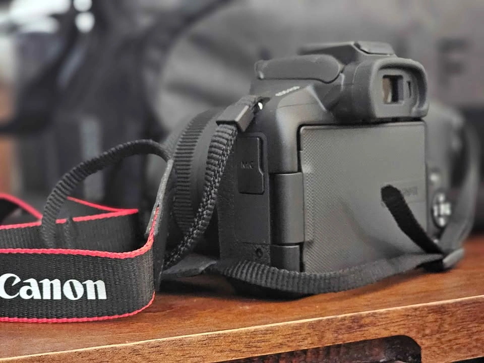 Canon EOS R50 Mirrorless Camera Body with 50mm and 18-45mm - photo 3