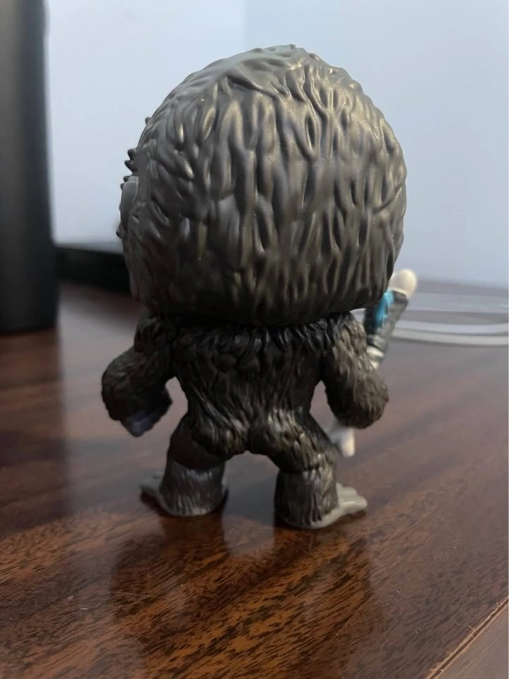 Funko Pop! Movies Godzilla vs. Kong - Kong with Battle Axe #1021 - photo 4