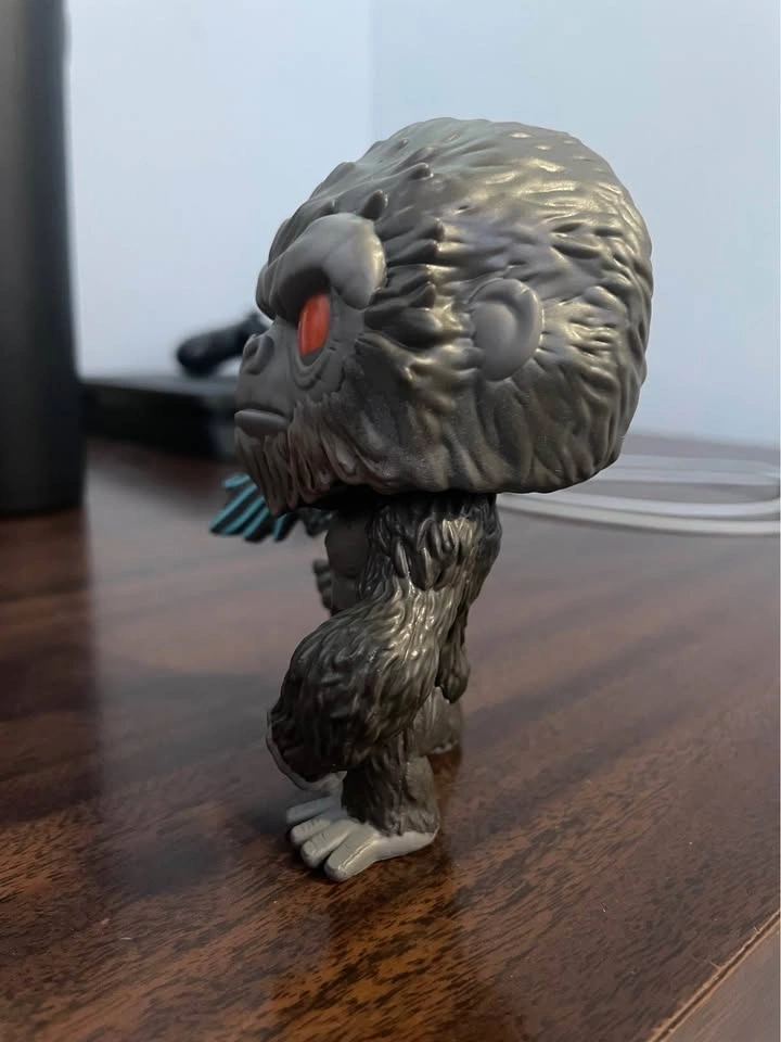 Funko Pop! Movies Godzilla vs. Kong - Kong with Battle Axe #1021 - photo 5