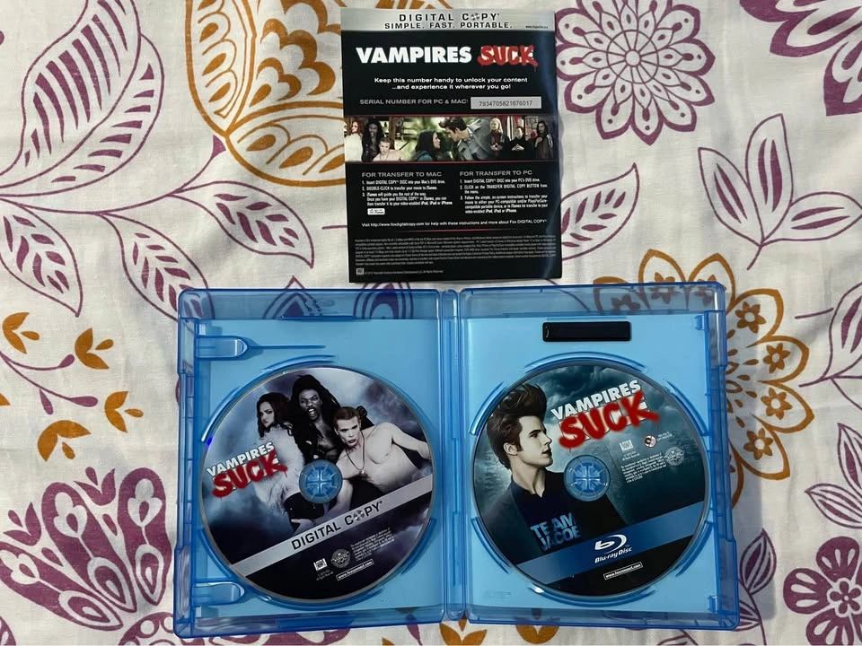 Vampires Suck Blu-ray + Digital Copy - photo 3