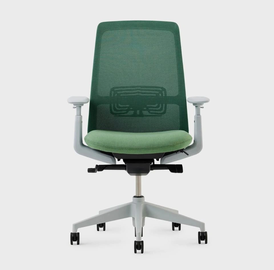 Soji Office Chair, Like New, Perfect Condition - photo 2