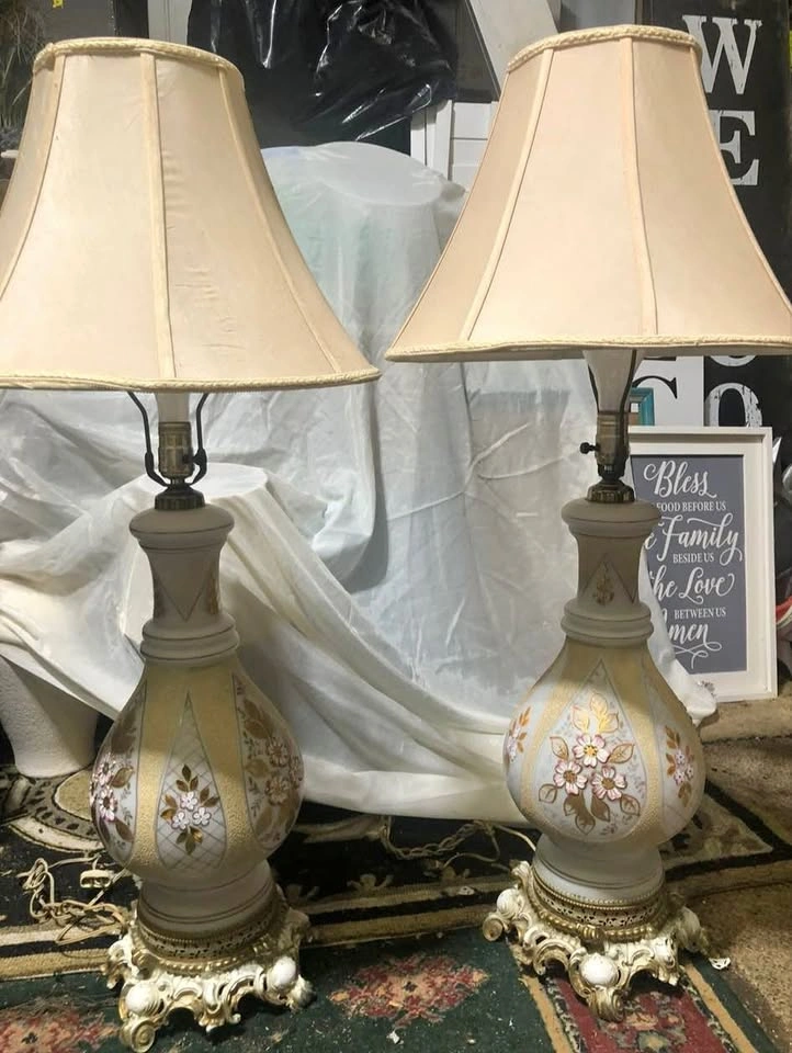 Vintage Floral Table Lamps with Light Up Base - Pair