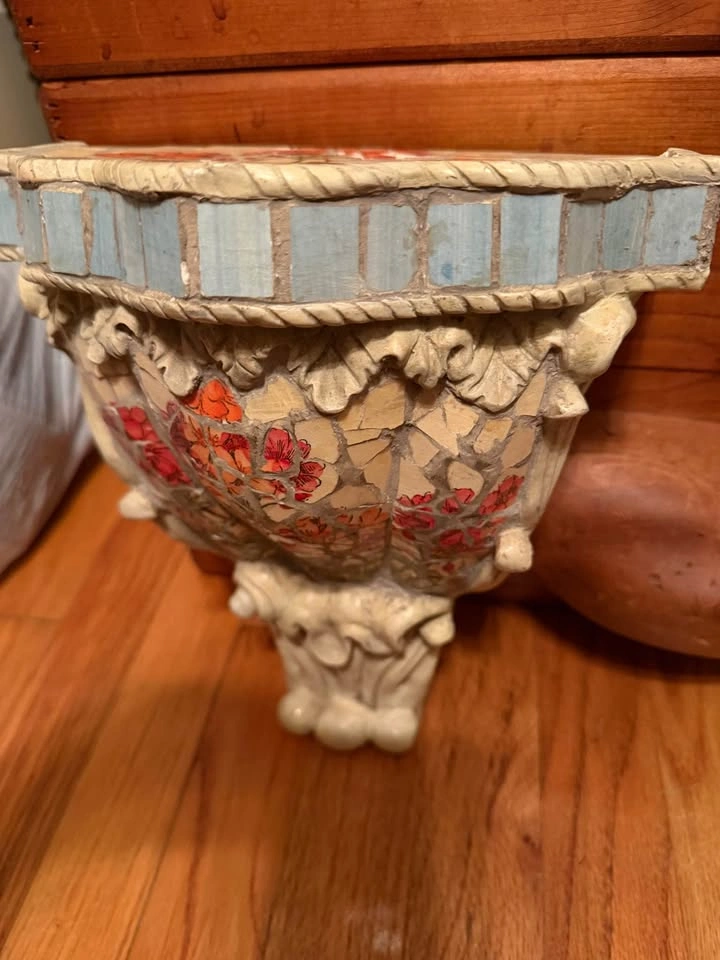Pair of Mosaic Floral Wall Corbels Shelves - photo 3