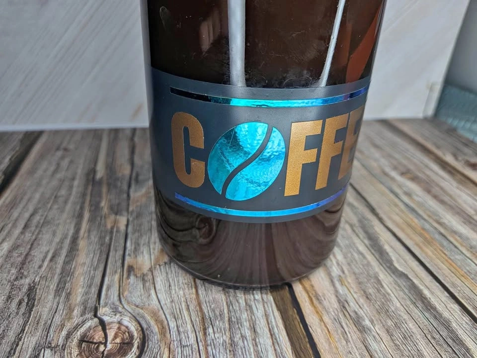 Custom vinyl sticker label
