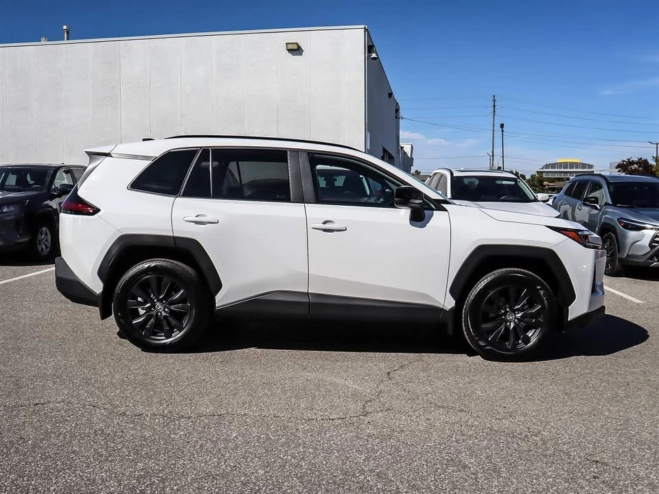 2026 Toyota RAV4 XLE - photo 4