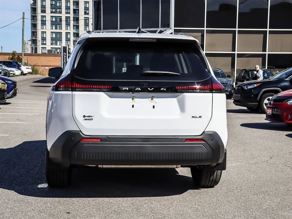 2026 Toyota RAV4 XLE - photo 5