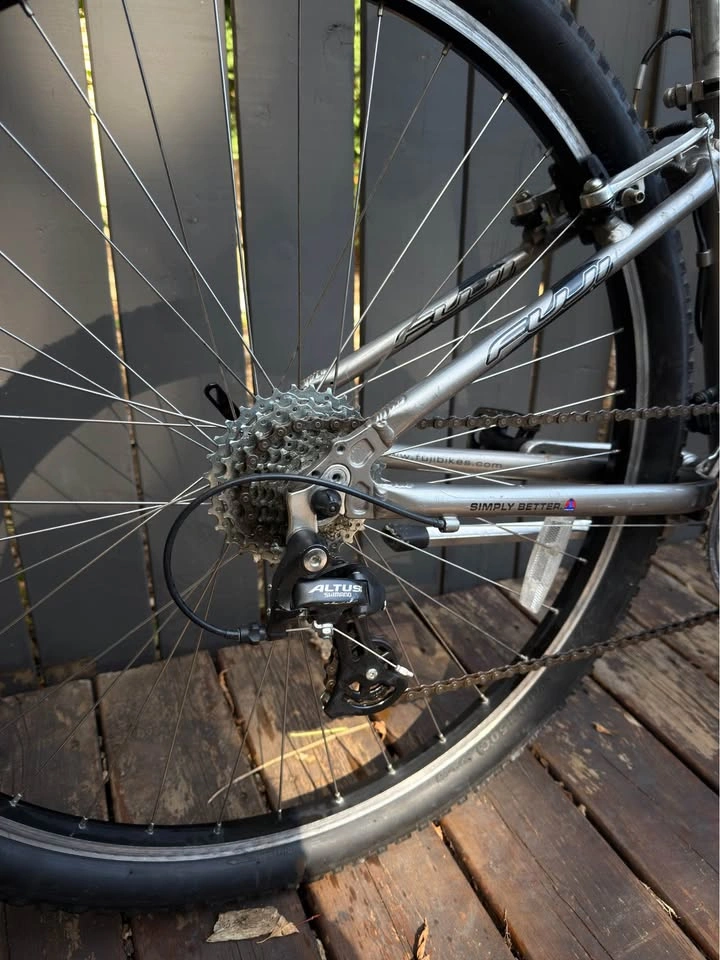 Fuji Monterey 2.0 Step thru 29er - photo 2