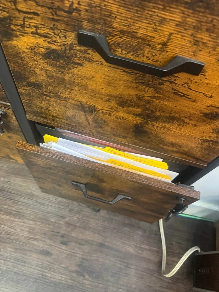 Office furniture - photo 3