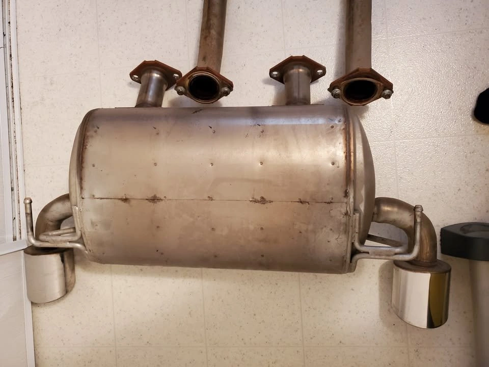 2017 Nissan 370z Exhaust - photo 2