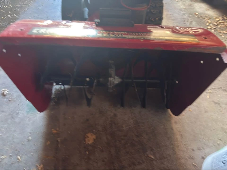 Craftsman 27" snowblower - photo 5