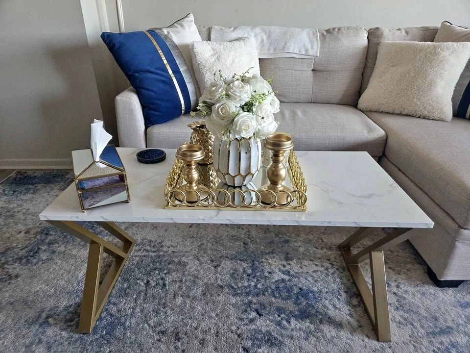 White faux marble coffee table