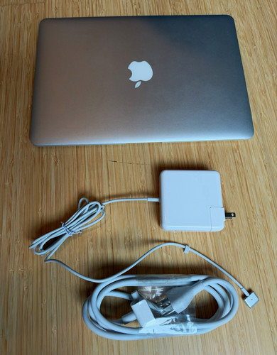 Apple MacBook Air 13" (2012) Silver A1466 • Core i5 • 4GB • 128G