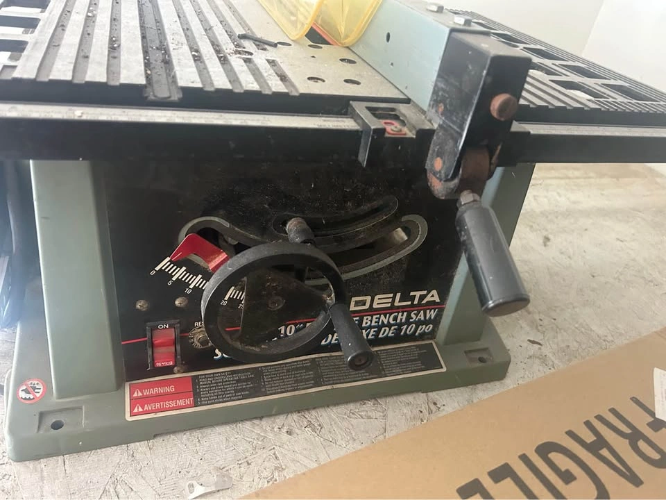 Table saw - photo 2