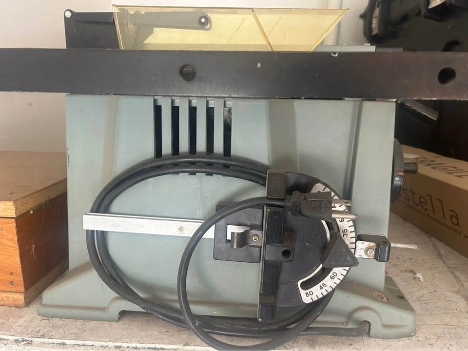 Table saw - photo 3