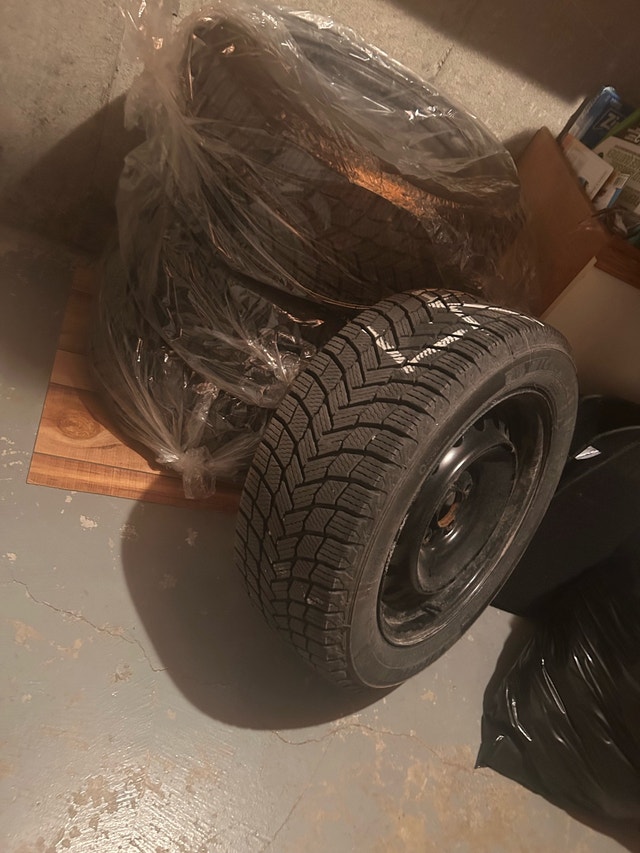 Michelin X-Ice Snow Winter Tires: 215/55 R16 - photo 4