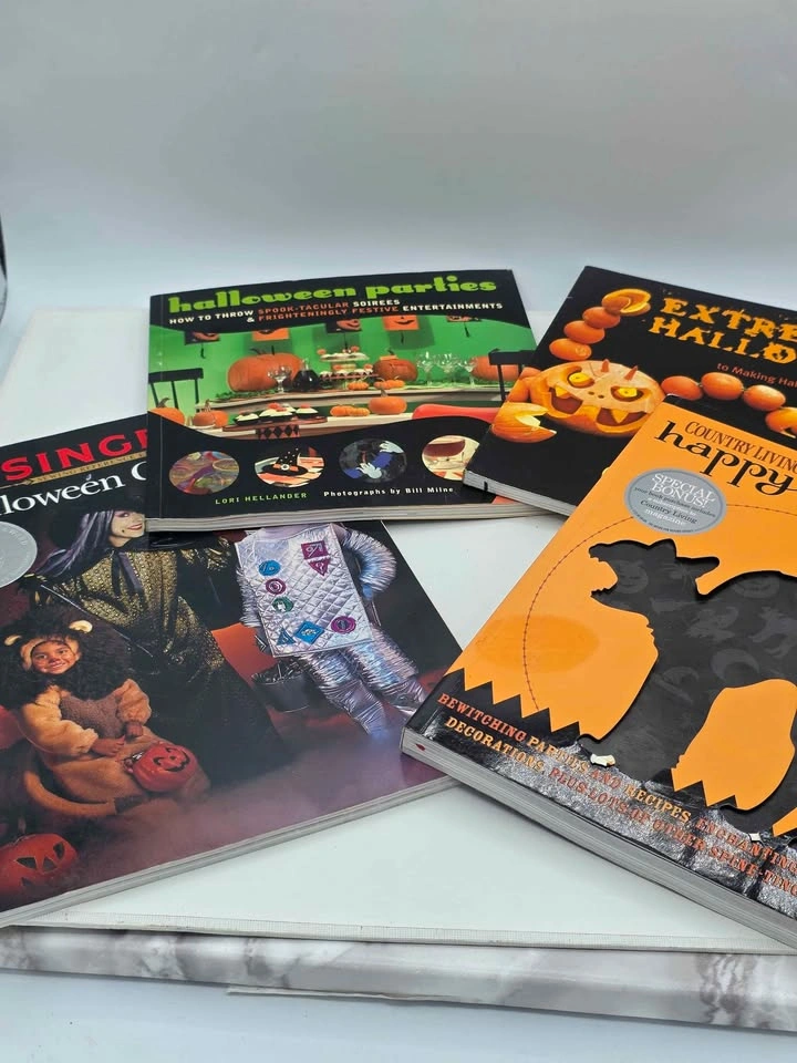 Vintage Halloween DIY Party Costume Recipes Books Bundle - photo 2