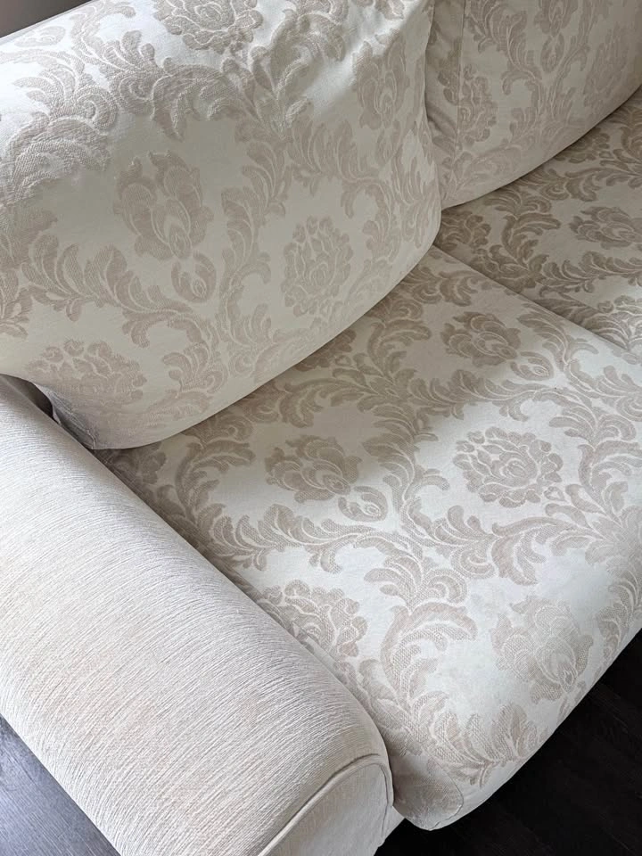 High-Quality 2-Seater Sofa / Couch – Solid Frame & Clean - photo 3