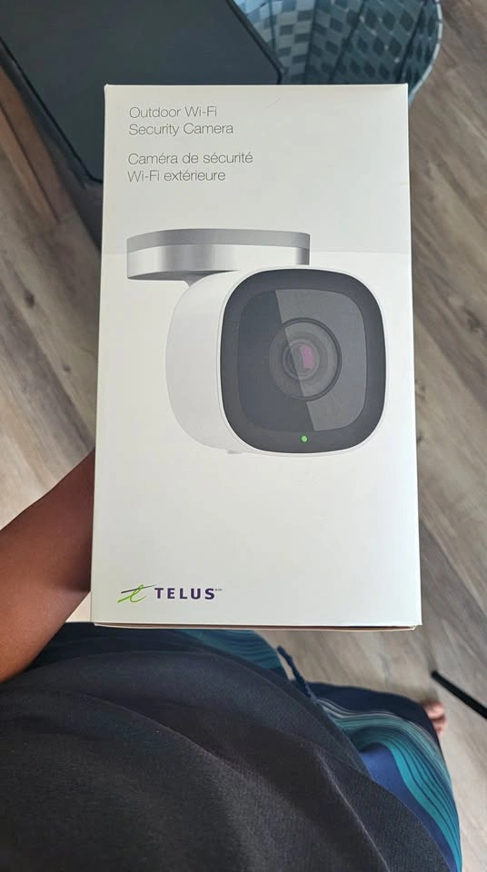 Telus Outdoor Wi-Fi Security Camera