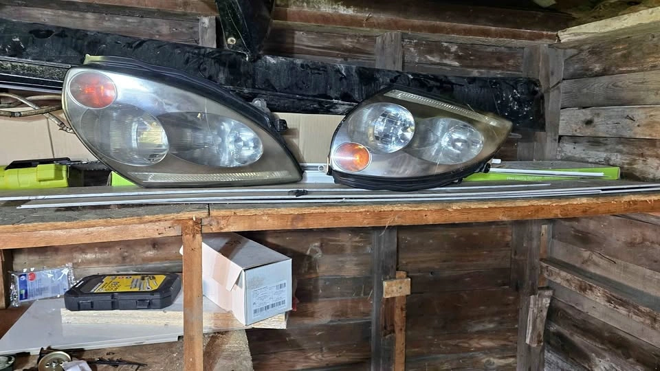 Headlights 04 g35 coupe