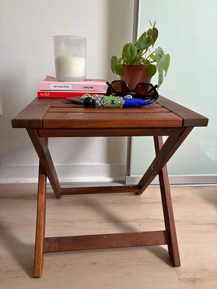 Foldable Side Table