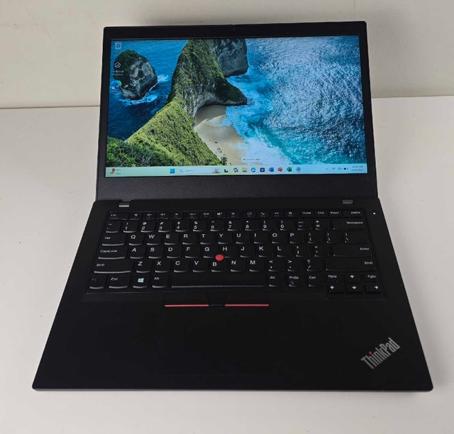 Lenovo Thinkpad 16GB Ram Intel Core i5 11th Gen 256GB SSD