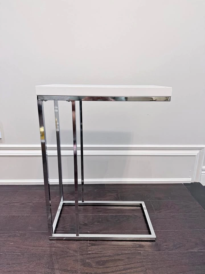 Trendy Chrome & Gloss white side coffee table