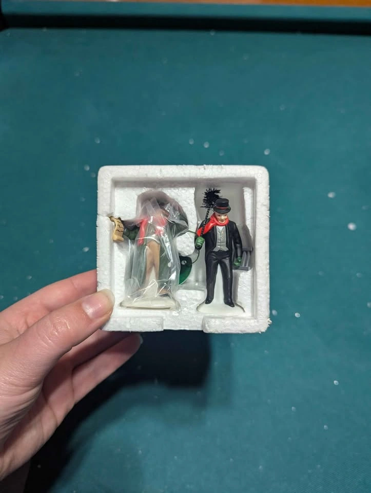 Department 56 - The Heritage Village - Town Crier & Chimney Swee - photo 2