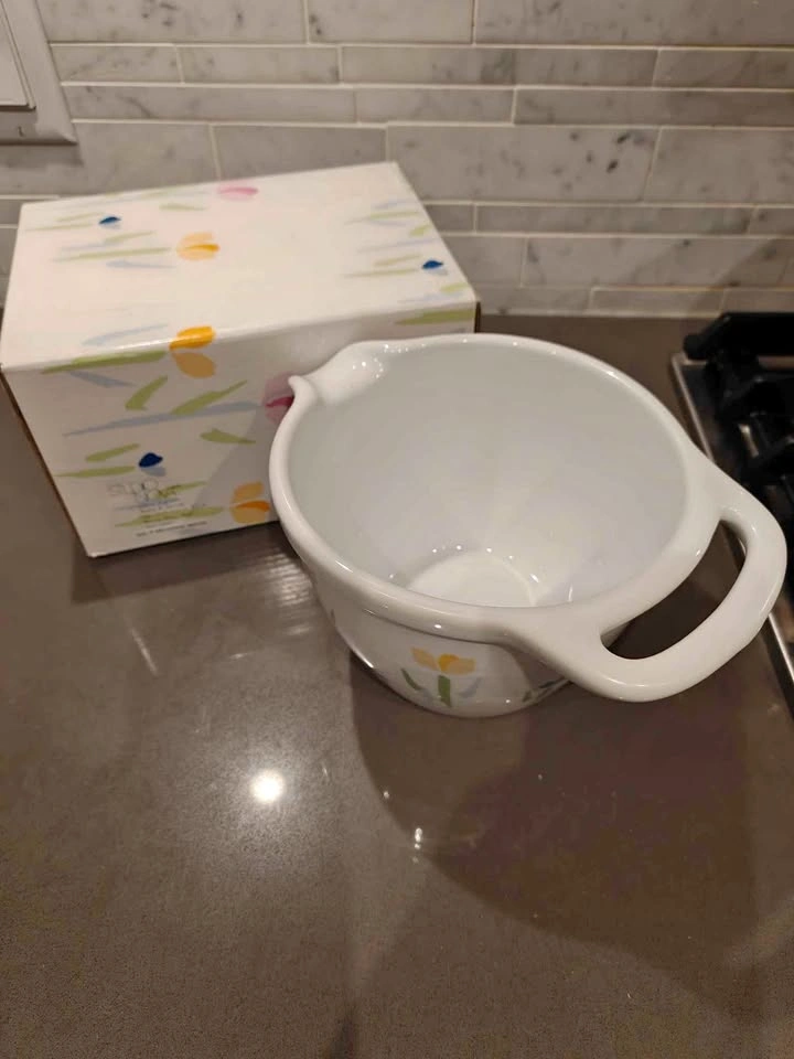 Studio Nova Mixing Bowl