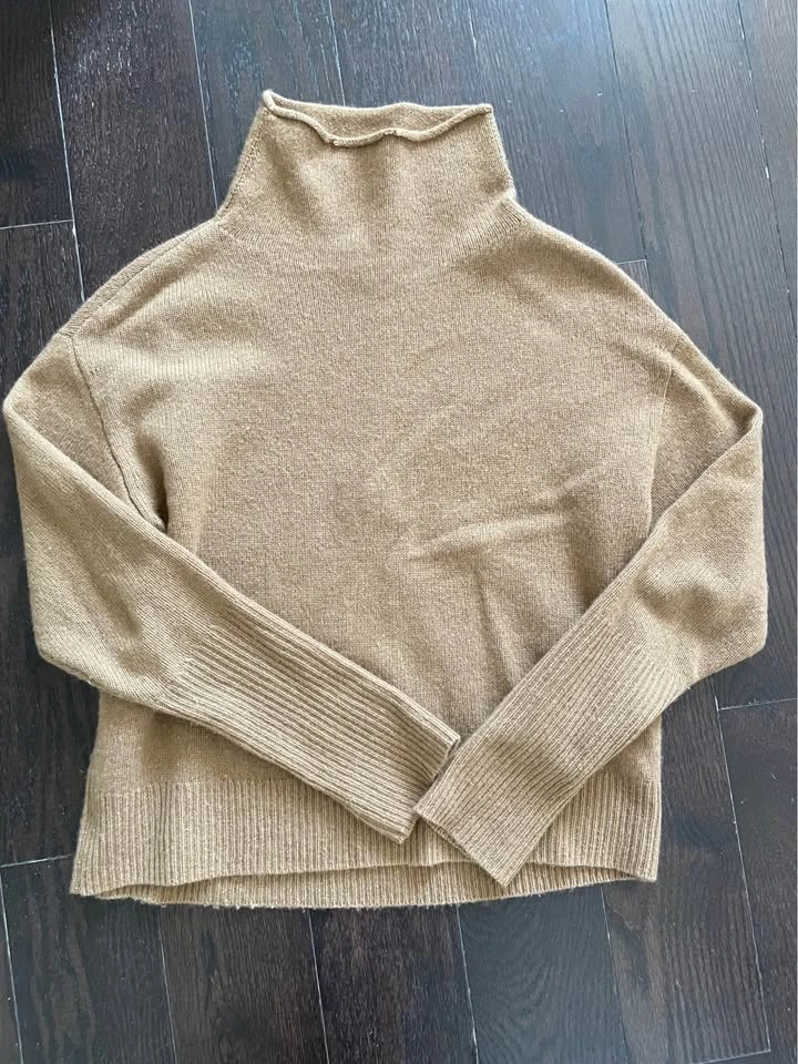 Wilfred Cyprie Cashmere Camel Turtleneck Sweater XS - photo 2