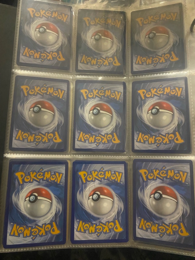 Charizard & Pikachu Pokemon Cards - photo 2