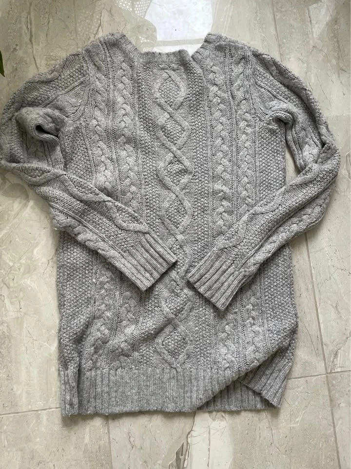 Aerie Gray Cable Knit Sweater dress sz small - photo 2