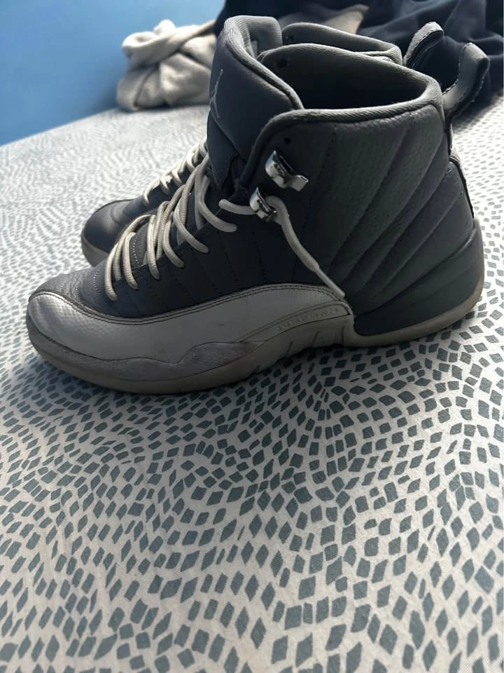 Jordan 12 Stealth Grey White Size 10 - photo 2