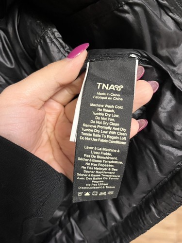 Aritzia Tna Botanie Lightweight Down Puffer Jacket Black Small - photo 5