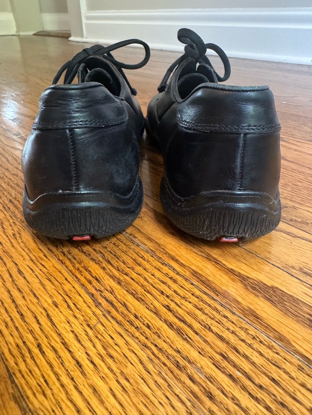 Vintage Prada Sport 2000 Black Geometric Padded Leather Shoe - photo 2