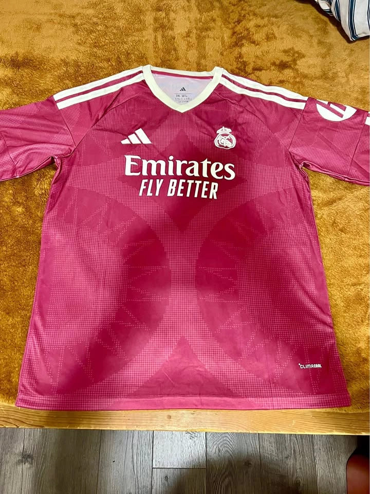 Brand New Real Madrid Third Kit Jersey – MBAPPÉ #10 – XXL
