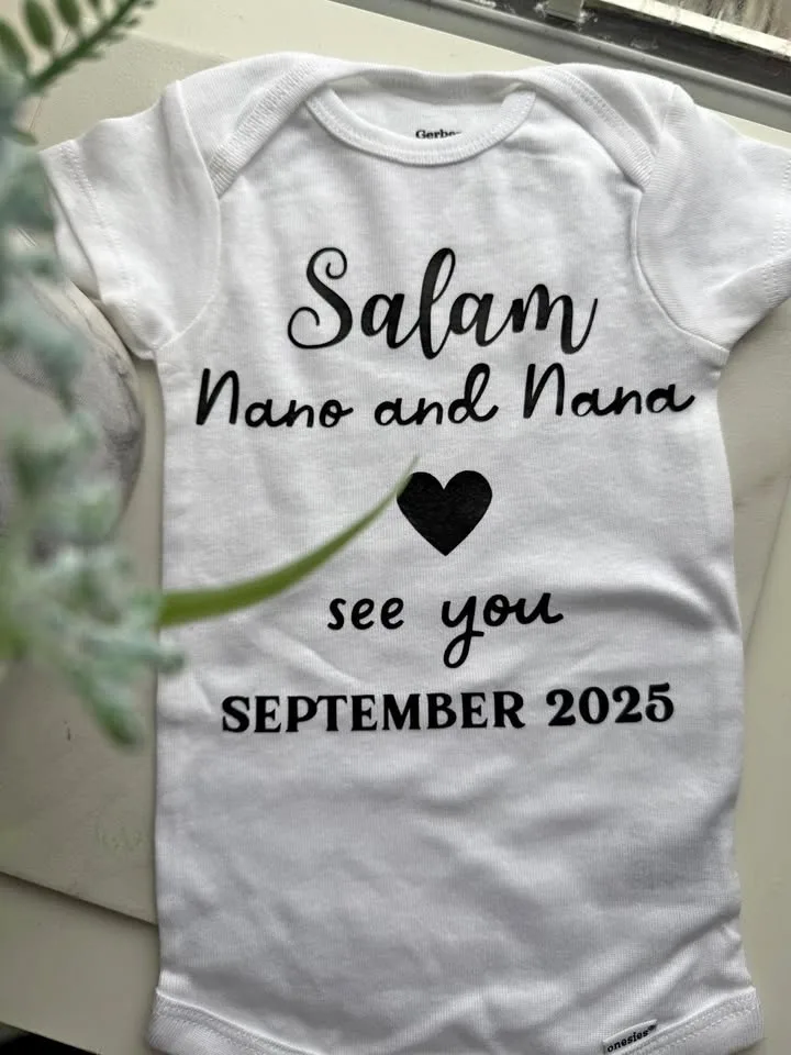 Birthday Outfit Set – Personalized & Adorable Matching Outfit thumbnail